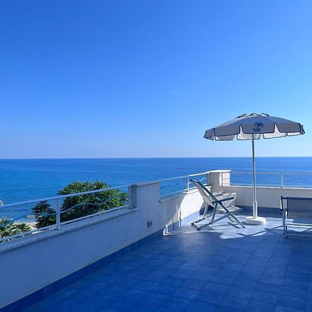 Hotel Ferretti Diamante Esterno foto