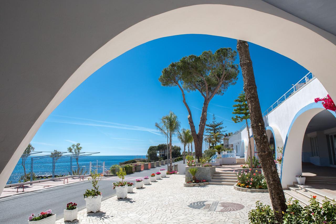 Hotel Ferretti Diamante Esterno foto