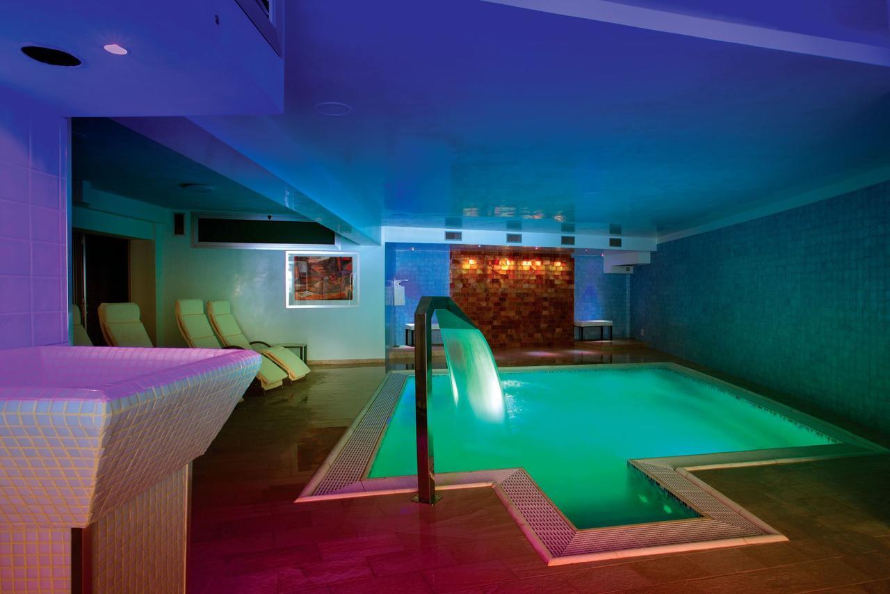 Hotel Ferretti Diamante Esterno foto