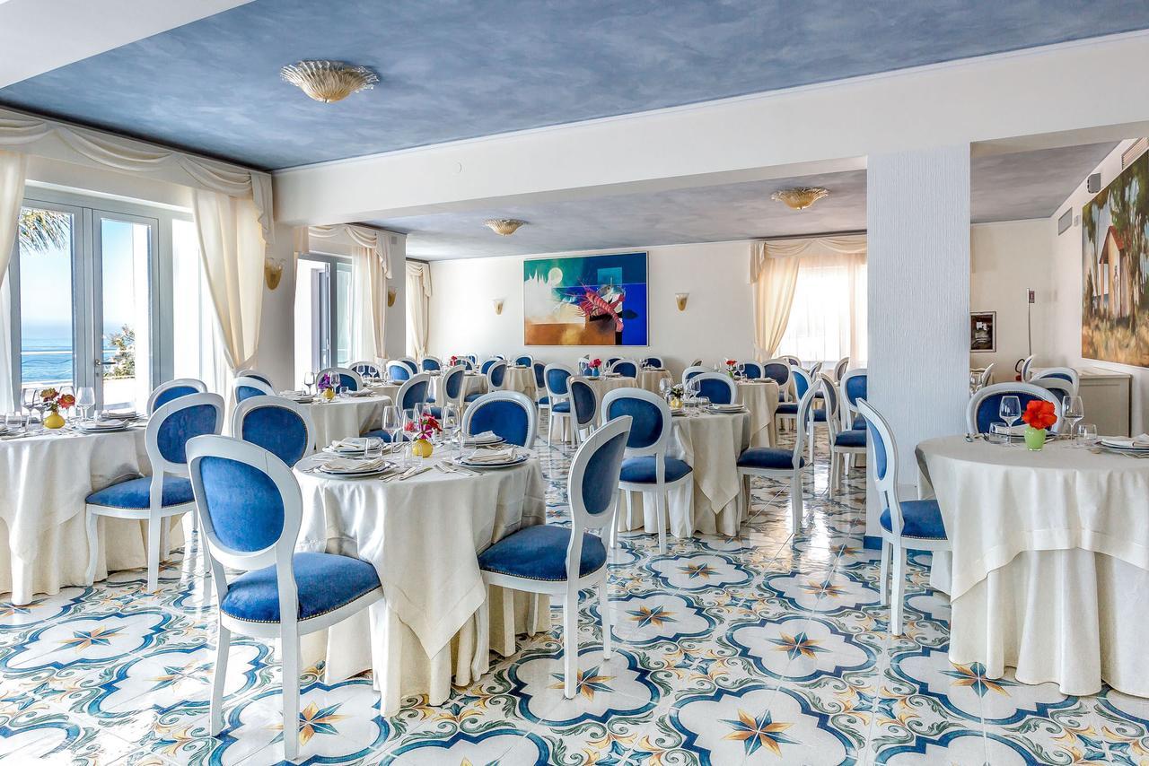 Hotel Ferretti Diamante Esterno foto